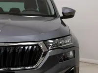 Usado Skoda Karoq Selection 150 CV (110 kW) 2025 Gris SUV