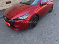 Usado Mazda 2 Center-Line 90 CV (66 kW) 2024 Rojo Utilitario