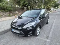 Usado Ford Fiesta Trend 68 CV (50 kW) 2010 Negro Berlina