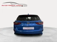 Usado Kia Ceed 120 CV (88 kW) 2021 Azul Utilitario