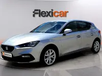 Usado Seat Leon Style 131 CV (96 kW) 2023 Gris Berlina