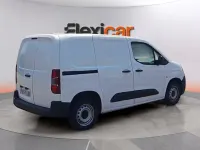 Usado Citroën Berlingo Feel 102 CV (75 kW) 2021 Blanco Monovolumen