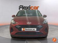 Usado Hyundai i10 67 CV (49 kW) 2024 Rojo Utilitario