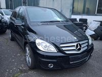 Usado Mercedes B180 109 CV (80 kW) 2011 Negro Monovolumen
