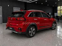 Usado Kia Niro 141 CV (103 kW) 2021 Rojo SUV