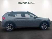 Usado Skoda Kamiq 110 CV (80 kW) 2022 Gris / plata SUV