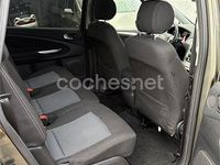 Begagnad Ford S-MAX Trend 140 HK (102 kW) 2011 Brun Minibuss