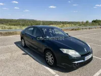 Usado Renault Laguna III Dynamique 150 CV (110 kW) 2007 Verde Berlina