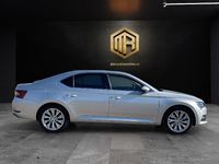 Usado Skoda Superb Style 218 CV (160 kW) 2021 Gris