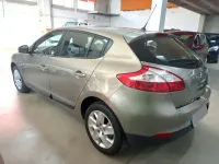 Usado Renault Mégane Dynamique 115 CV (84 kW) 2013 Beige Berlina
