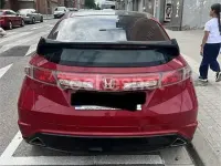 Usado Honda Civic Luxury 140 CV (102 kW) 2011 Rojo Berlina