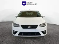 Usado Seat Ibiza Style Plus 110 CV (80 kW) 2022 Blanco Utilitario