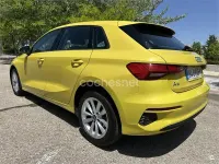 Usado Audi A3 116 CV (85 kW) 2021 Amarillo Berlina