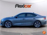 Usado Skoda Octavia RS 200 CV (147 kW) 2023 Gris / plata Berlina