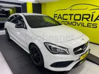 Usado Mercedes CLA220 Shooting Brake 177 CV (130 kW) 2017 Blanco Familiar