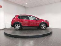 Usado Peugeot 2008 Allure 131 CV (96 kW) 2017 Granate SUV