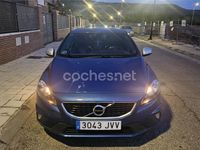 Usado Volvo V40 R-Design Momentum 120 CV (88 kW) 2016 Azul Berlina