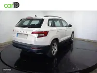 Usado Skoda Karoq Ambition 150 CV (110 kW) 2021 Blanco SUV
