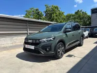 Usado Dacia Jogger Expression 110 CV (80 kW) 2025 Blanco Monovolumen