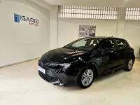 Usado Toyota Corolla Active 122 CV (89 kW) 2022 Negro Utilitario