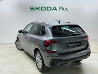 Usado Skoda Kamiq Selection 115 CV (84 kW) 2025 Gris SUV