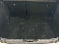 Usado Toyota Corolla Active 122 CV (89 kW) 2021 Blanco Berlina