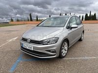 Usado VW Golf Sportsvan Advance 130 CV (95 kW) 2018 Gris / plata Monovolumen