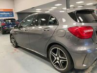 Usado Mercedes A200 AMG line 136 CV (100 kW) 2015 Gris Utilitario