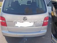 Usado VW Touran Advance 105 CV (77 kW) 2006 Gris / plata Monovolumen