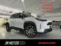 Usado Toyota Yaris Cross Sport 131 CV (96 kW) 2022 Gris / plata SUV