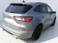 Usado Ford Kuga ST-Line X 226 CV (166 kW) 2023 Gris SUV