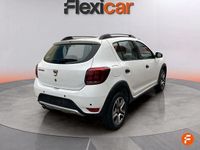 Usado Dacia Sandero Comfort 90 CV (66 kW) 2019 Blanco