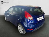 Usado Ford Fiesta Trend 82 CV (60 kW) 2016 Azul Utilitario