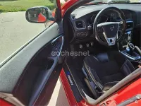 Usado Volvo V40 R-Design Momentum 115 CV (84 kW) 2014 Rojo Berlina