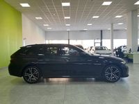 Usado BMW 318 M Sport 150 CV (110 kW) 2024 Negro Familiar
