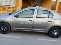 Usado Dacia Logan Lauréate 90 CV (66 kW) 2013 Beige Berlina