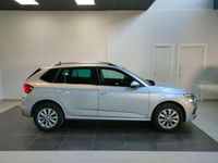 Usado Skoda Kamiq Ambition 110 CV (80 kW) 2022 Plateado SUV