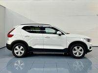 Usado Volvo XC40 Momentum 129 CV (94 kW) 2020 Blanco SUV
