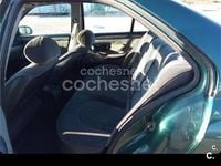 Usado Peugeot 406 112 CV (82 kW) 1998 Verde Berlina