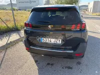 Usado Peugeot 5008 Allure 120 CV (88 kW) 2017 Azul SUV