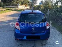 Usado Renault Clio II 75 CV (55 kW) 2011 Azul Berlina