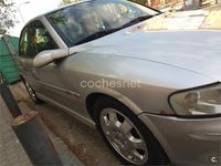 Usado Opel Vectra 170 CV (125 kW) 1999 Gris / plata Berlina