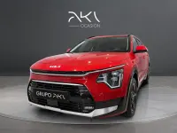Usado Kia Niro 141 CV (103 kW) 2023 Rojo SUV