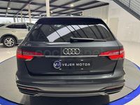 Usado Audi A4 Advanced Plus 136 CV (100 kW) 2019 Gris / plata Familiar