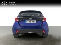 Usado Toyota Yaris Active 116 CV (85 kW) 2025 Azul Utilitario