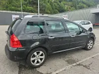 Usado Peugeot 307 110 CV (80 kW) 2007 Negro Familiar