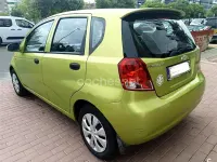 Usado Chevrolet Kalos SE 83 CV (61 kW) 2005 Verde Berlina