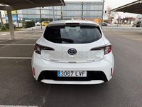 Usado Toyota Corolla Active 122 CV (89 kW) 2022 Blanco Berlina