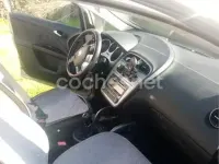 Usado Seat Altea Style 105 CV (77 kW) 2010 Beige Monovolumen