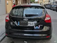 Usado Ford Focus Trend 95 CV (69 kW) 2011 Negro Berlina